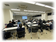 ������̗l�q