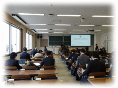 ������̗l�q